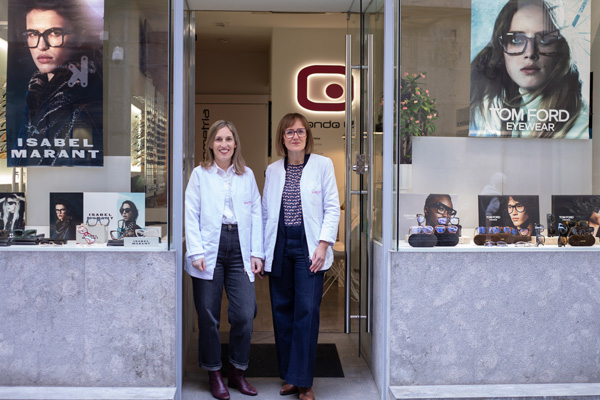 equipo de optica iriondo en azkoitia